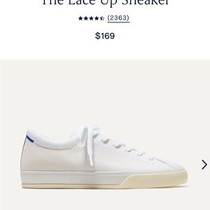 Love these shoes! Only selling so I can size up after having a baby.